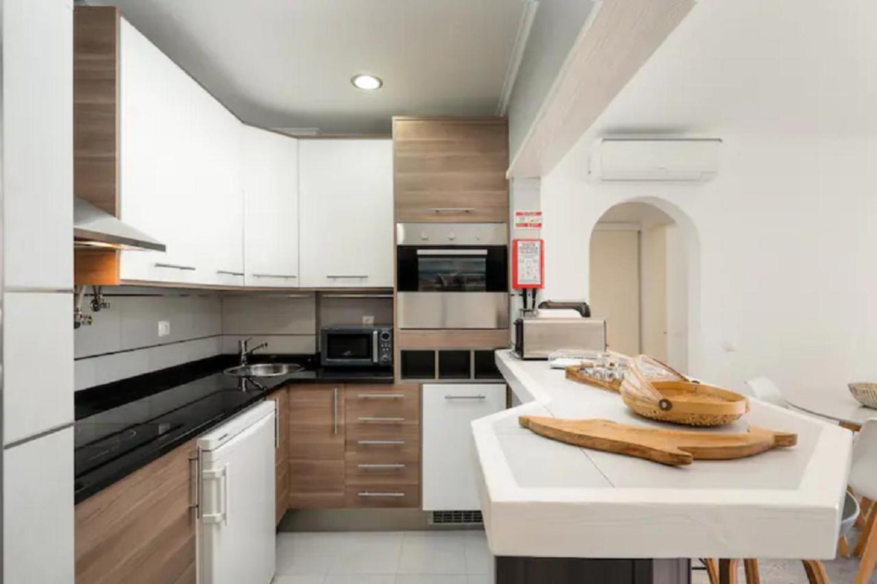 Apartment Superb Flat 200 From Beach, 10 Min To Downtown